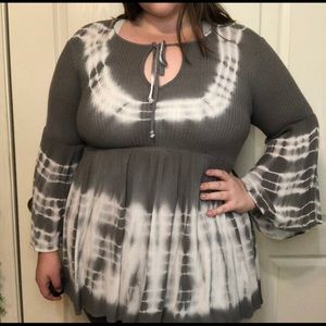 Grey and white tie-dye blouse